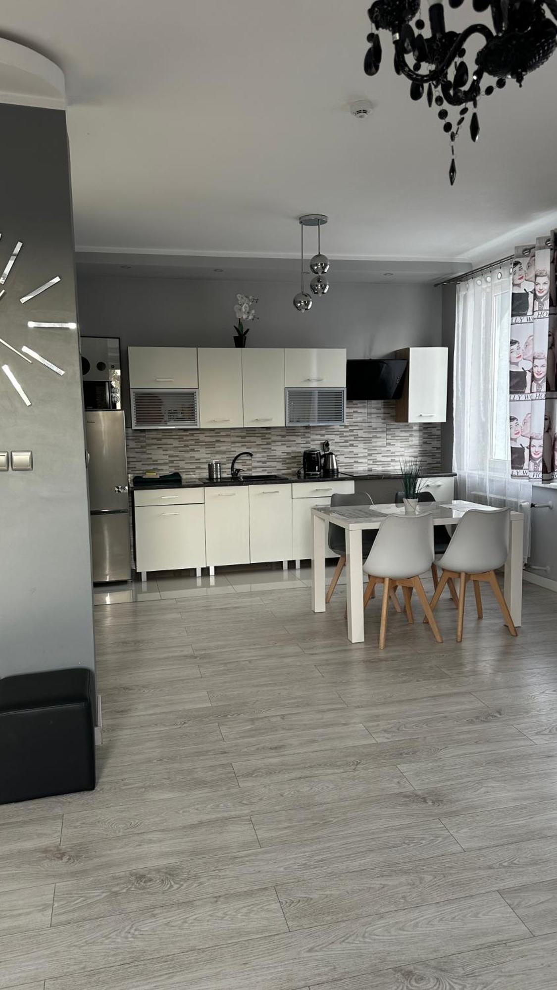Apartamenty Sofija Deluxe Centrum Zielona Góra Exterior foto