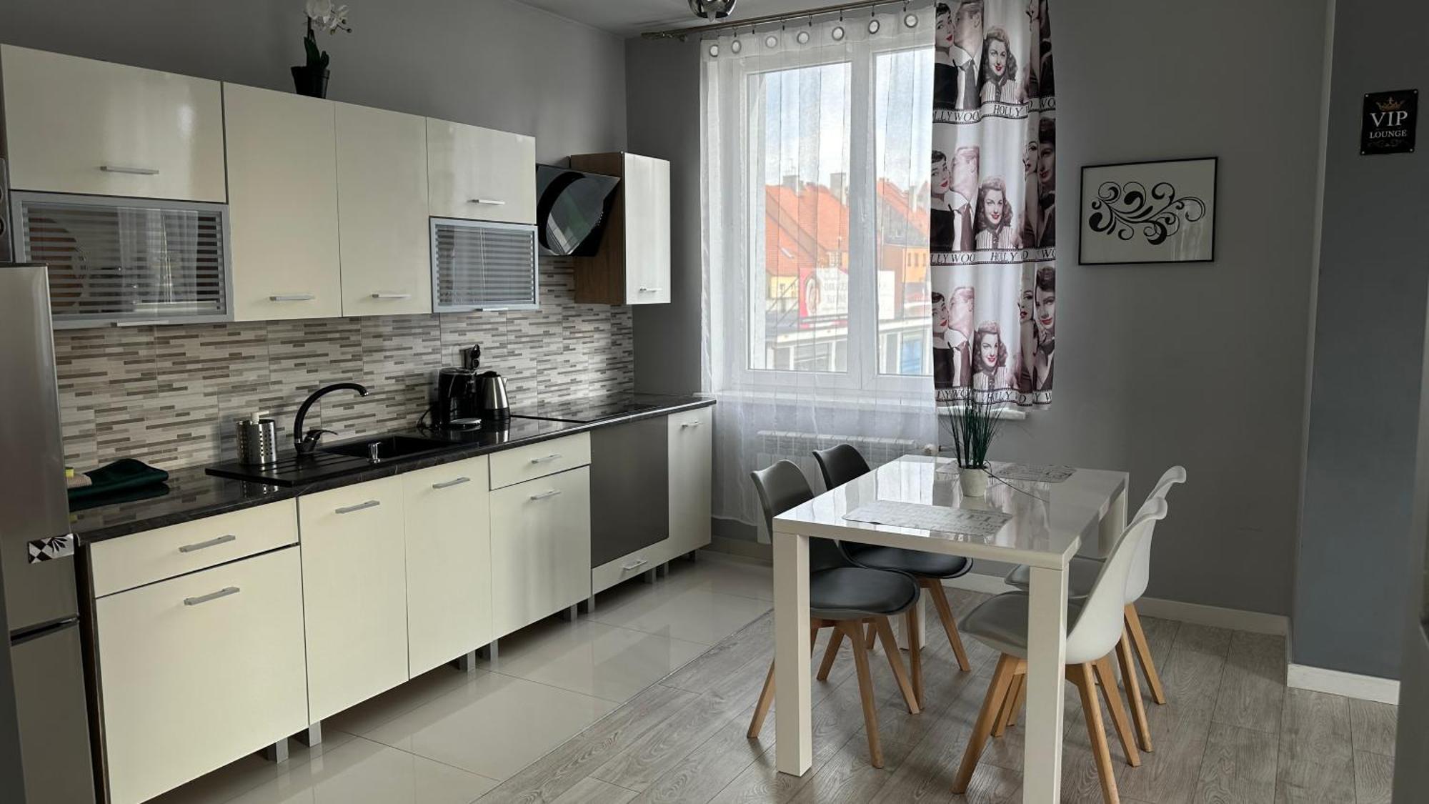 Apartamenty Sofija Deluxe Centrum Zielona Góra Exterior foto